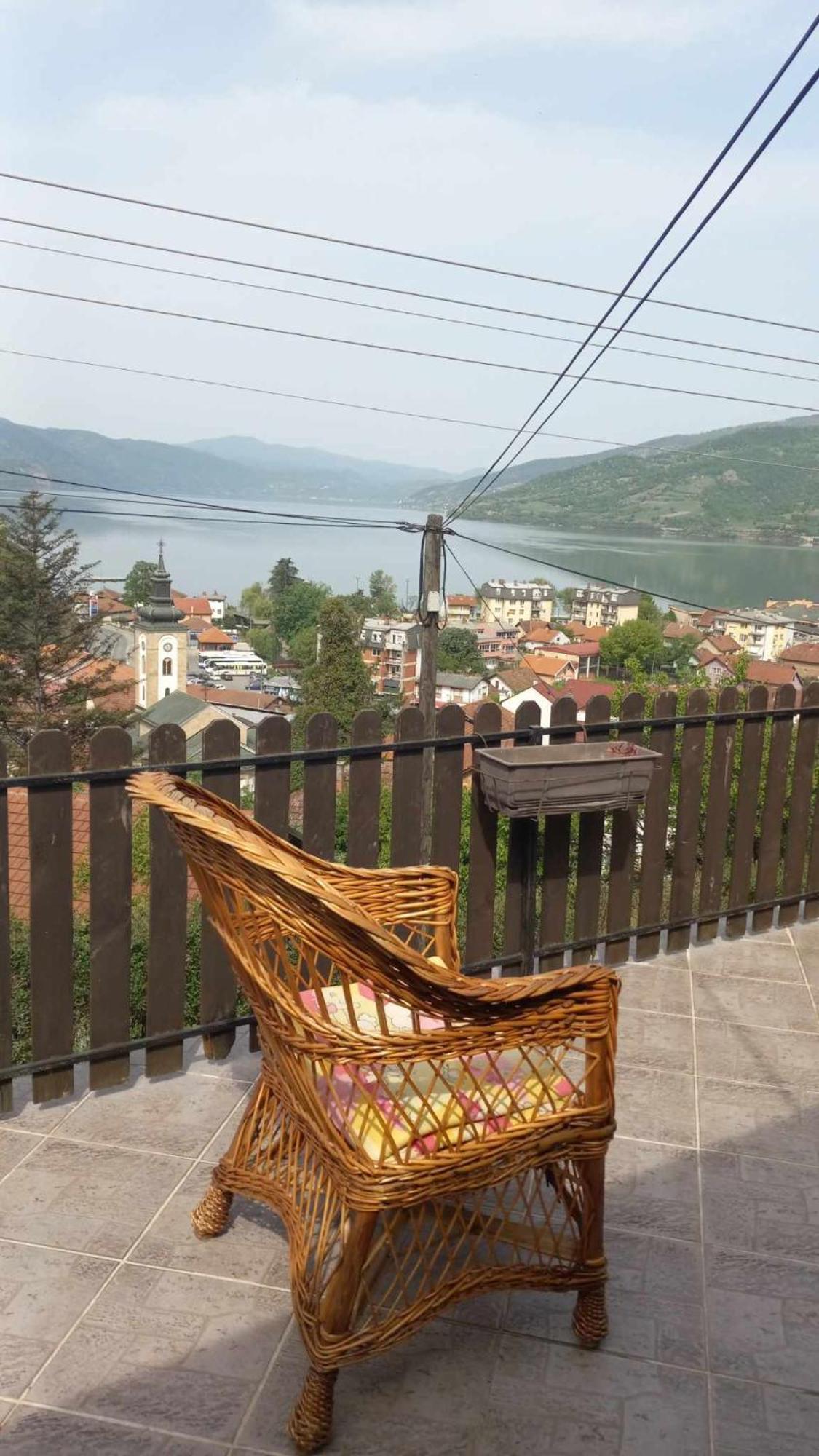 Apartman Sani Donji Milanovac Εξωτερικό φωτογραφία